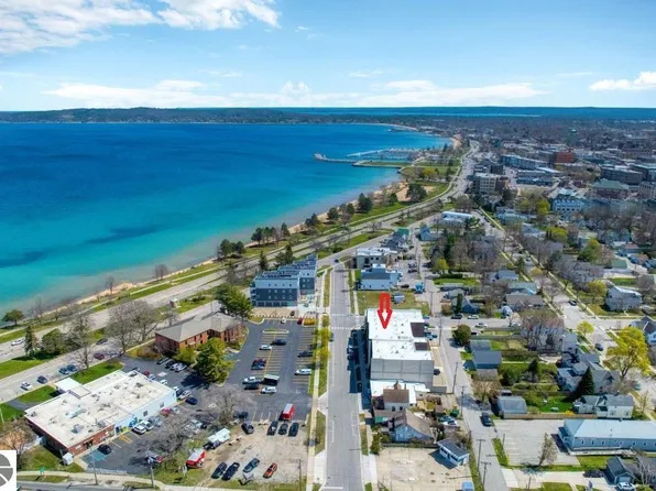 613 Randolph St #313, Traverse City, MI 49684