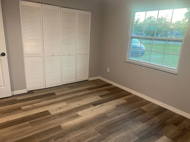 473 Lake Rd — Photo 8