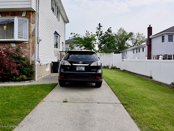 2nd image of 108 Wade St