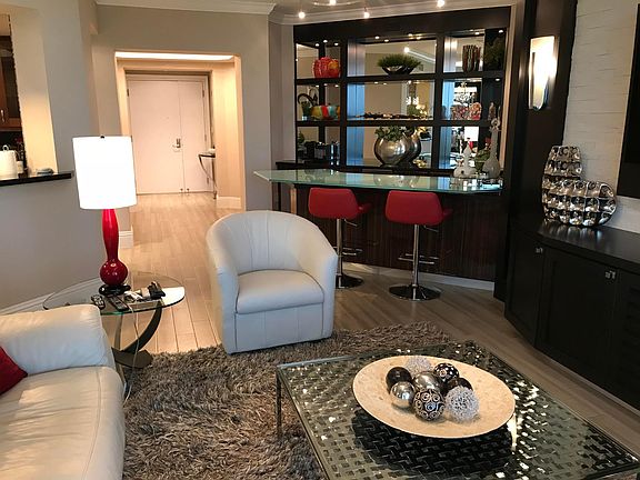 4th image of 3610 Gardens Parkway #1102a