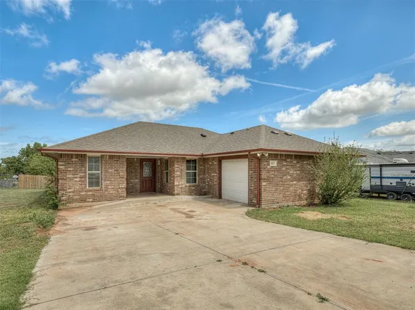 663 SW 12th St, Blanchard, OK 73010