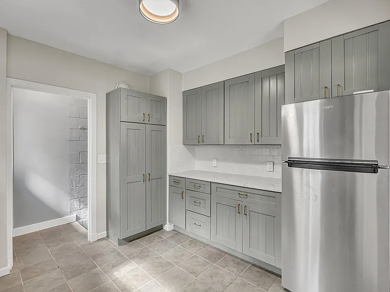 1708 Woodland Ave — Photo 19