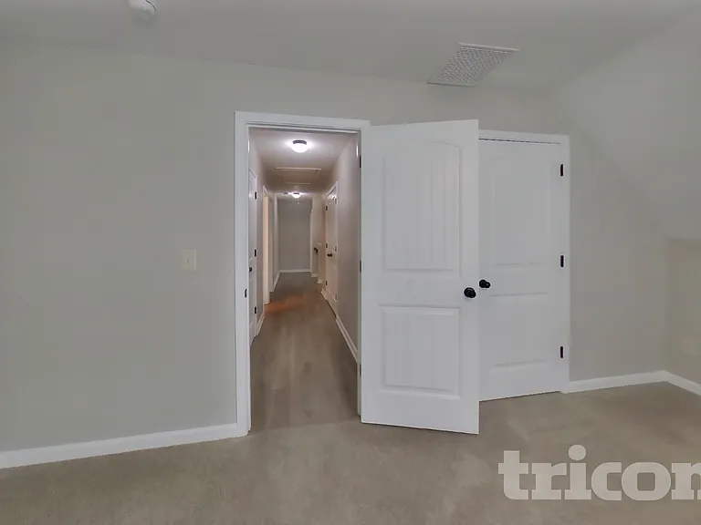 155 Hickory Hills Dr — Photo 11