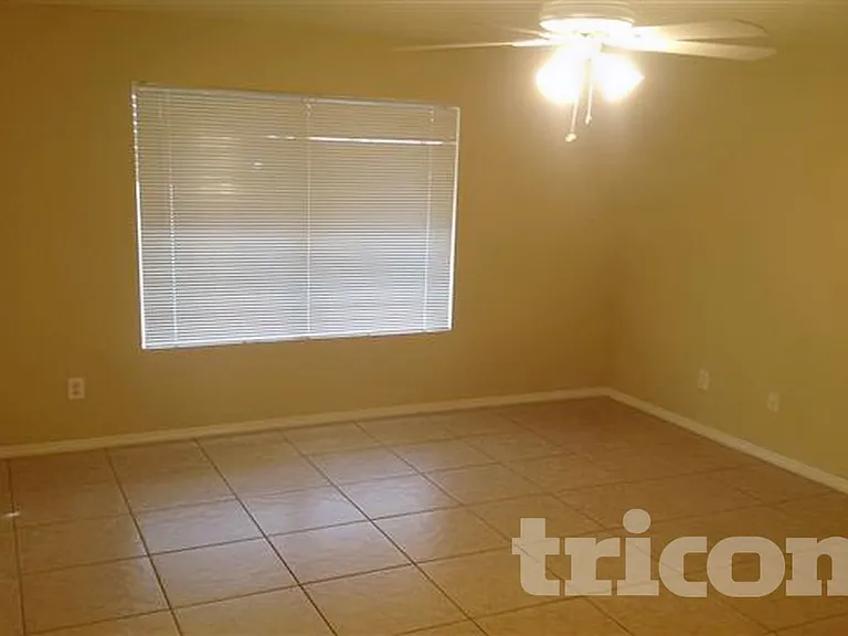 2063 W Morningside Dr — Photo 12