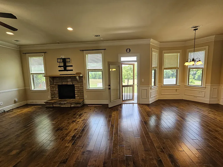 416 Sunnybrook Ln — Photo 8