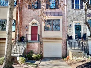 4 Sour Cherry Ct, Gaithersburg, MD 20878