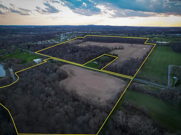 973 Brownsville Rd, Victor, NY 14564