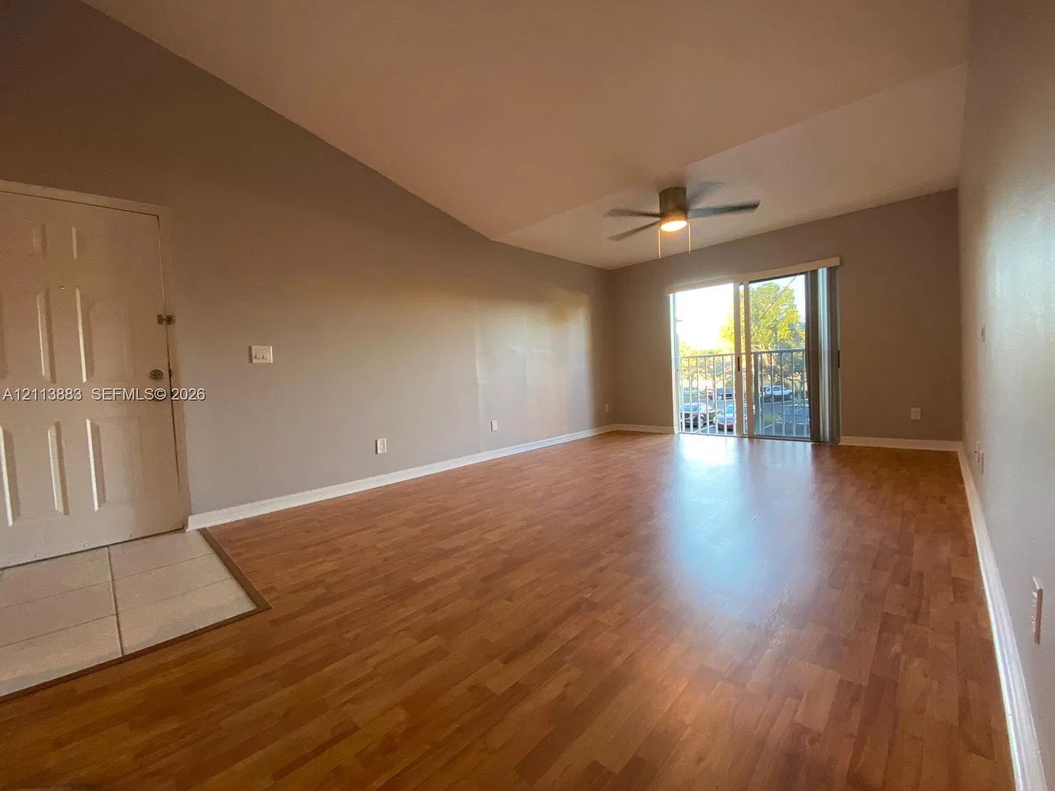9905 Westwood Dr — Photo 1