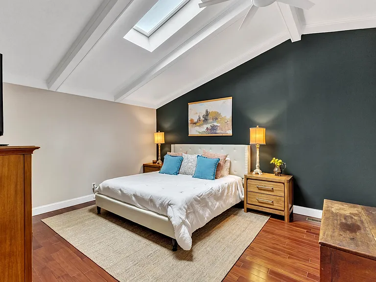 1126 Trailwood Dr — Photo 34