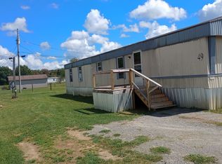 49 Moore Ln, Crossville, TN 38571