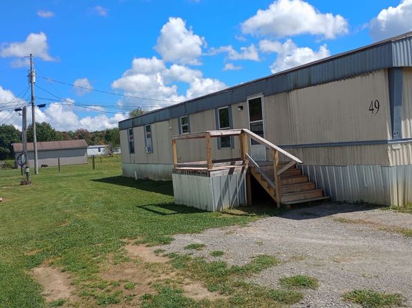 49 Moore Ln