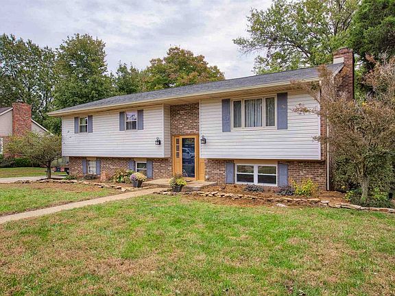 2nd image of 7699 Marywood Dr