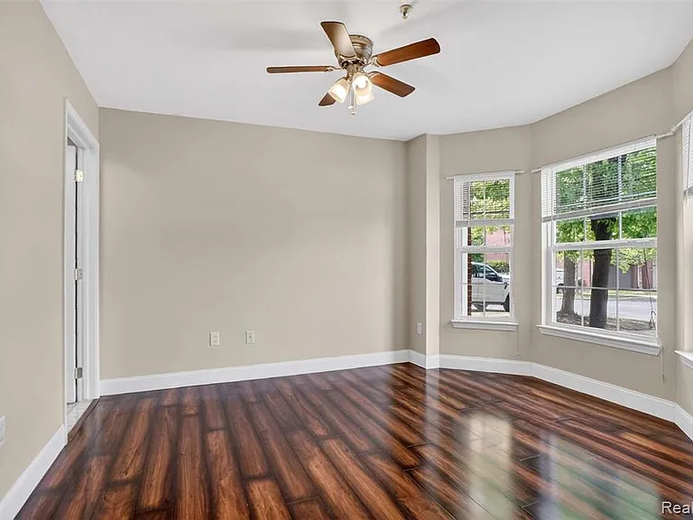 22680 Goddard Rd — Photo 7