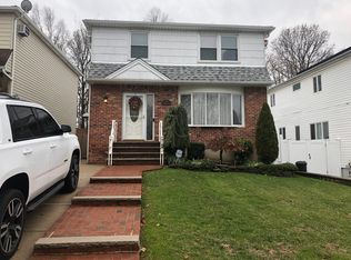 74 Tanglewood Dr, Staten Island, NY 10308