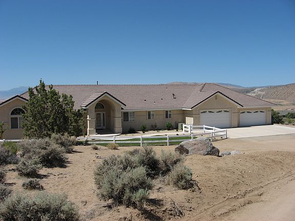 2nd image of 435 Alamosa Dr