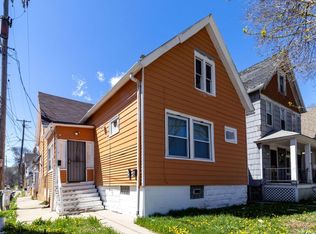 1323 S 19th St, Milwaukee, WI 53204