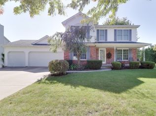 3307 Barrington Rd, Bloomington, IL 61704