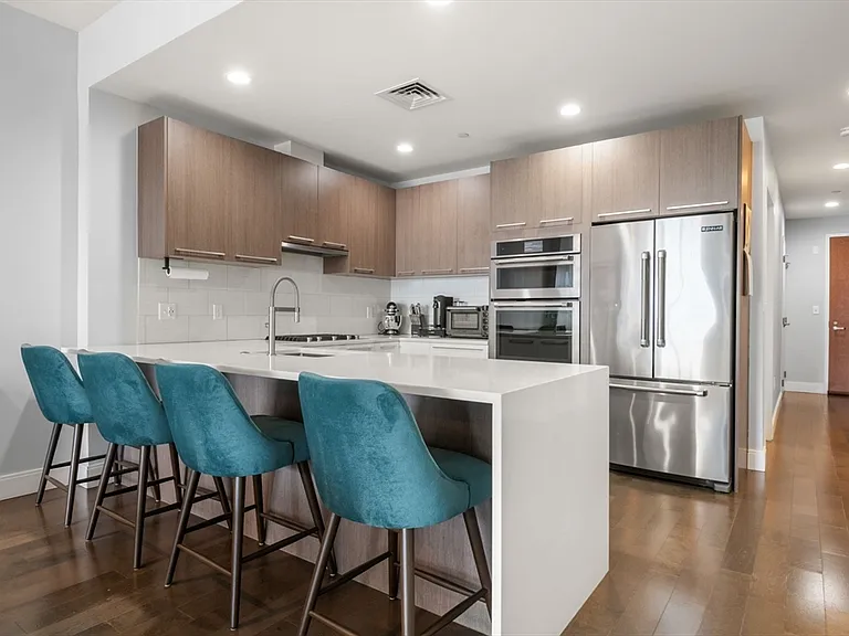 150 Dorchester Ave #611 — Photo 7
