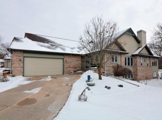 2993 Woods Edge Way, Fitchburg, WI 53711