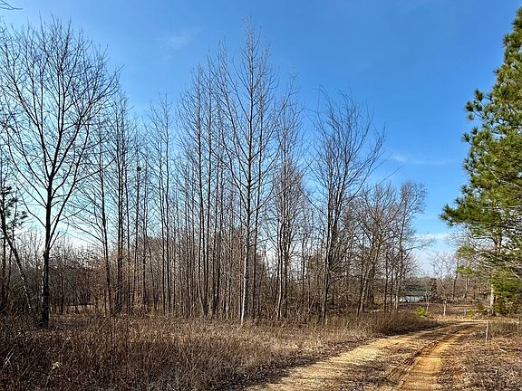 5th image of 806 Pettijohn Creek Rd