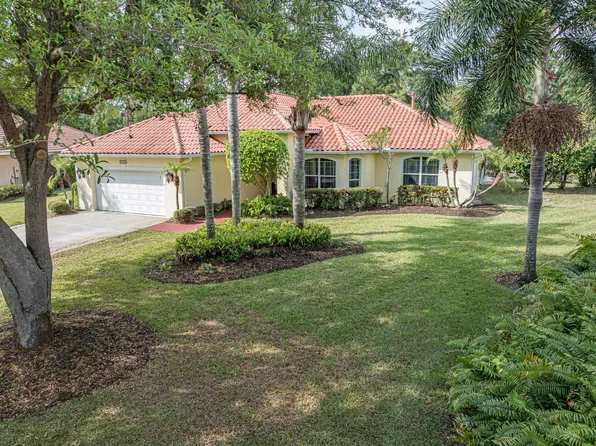 5873 Pine Ridge Circle, Vero Beach, FL 32967