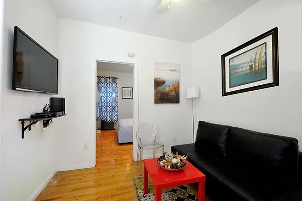 Rented by Eisenberg Exclusives | media 12