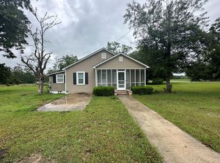 59 Trixie St, Ray City, GA 31645