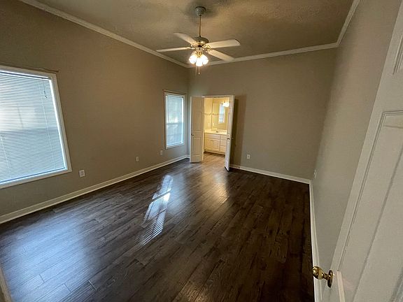 3rd image of 1177 Barnett Bend Dr