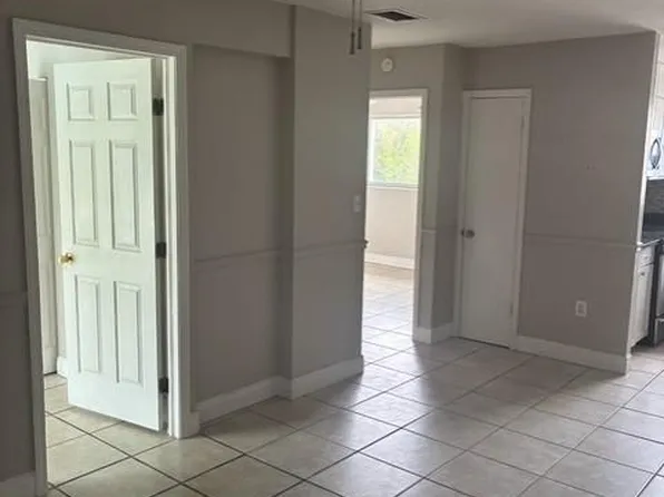 4923 Vincennes Ct APT 7, Cape Coral, FL 33904