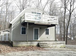 6004 Maple Dr, Hillsboro, OH 45133