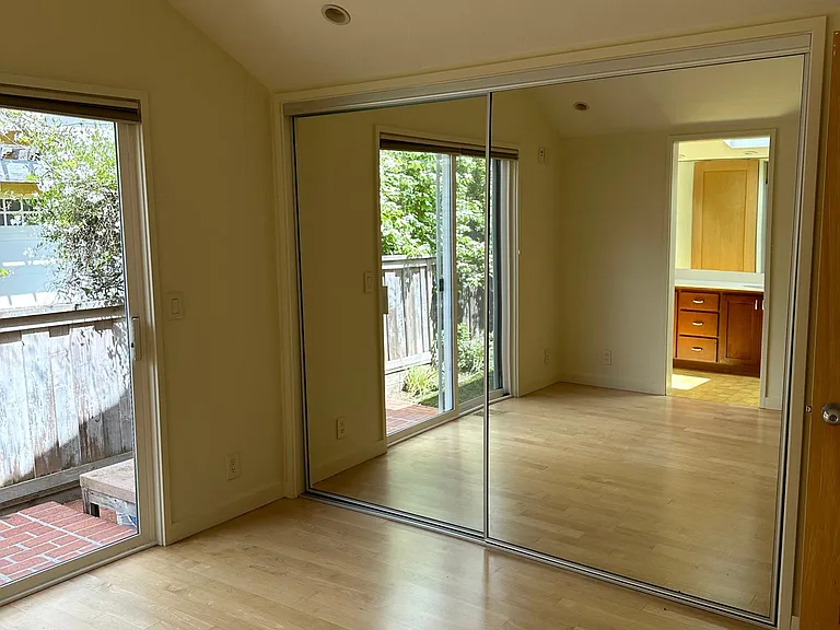 3560 Wildwood Ln — Photo 8