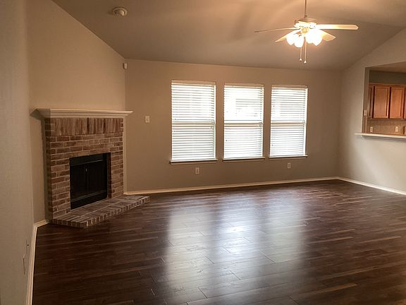 2nd image of 4204 Silverwood Trl
