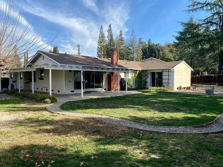 105 Torrey Pine Ct — Photo 15