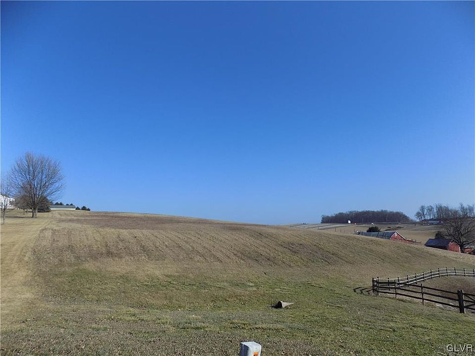 1st image of 21 Jay Ln