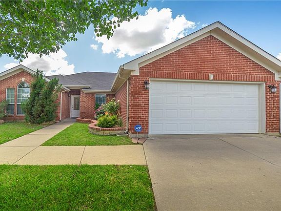 2nd image of 4113 Orlando Springs Dr