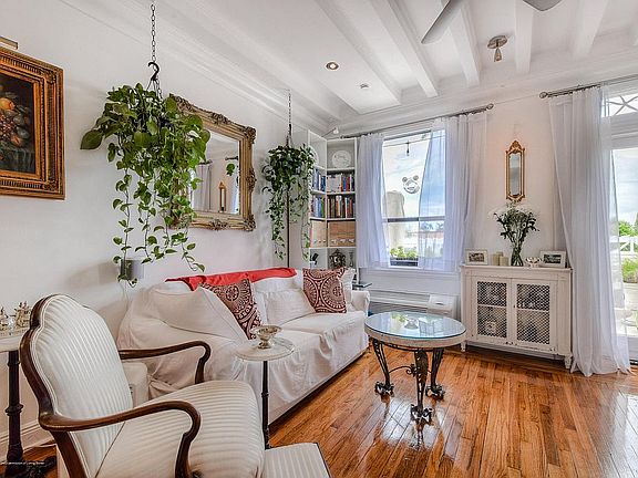 5th image of 235 Sunrise Ave #2037