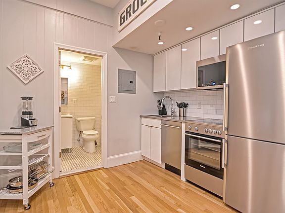827 Boylston #101 Boston - Back Bay Unit Photo 2