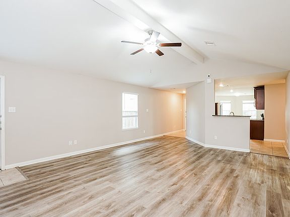4th image of 27049 Leonardo Dr