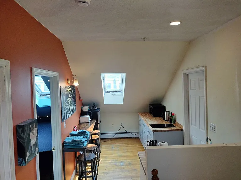 33 Lambert St #4 — Photo 11