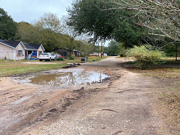 4th image of 8431 Debra Ln
