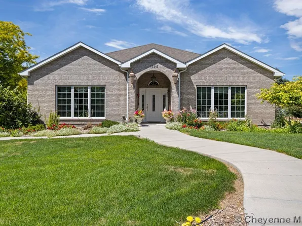 1096 E 28th Ave, Torrington, WY 82240