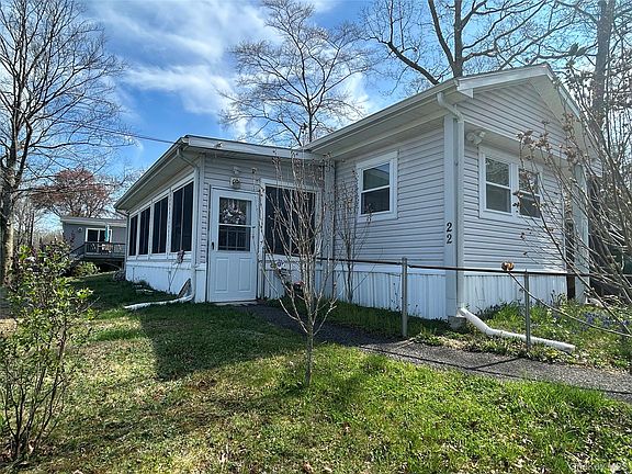 3rd image of 22 Baumville Road