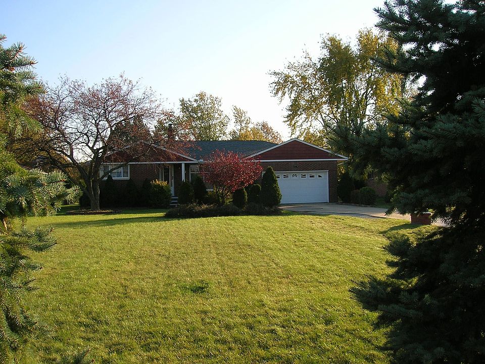 1st image of 288 Cherry Ln