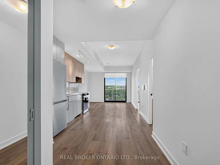 2075 Lakeshore Rd #1411 — Photo 3