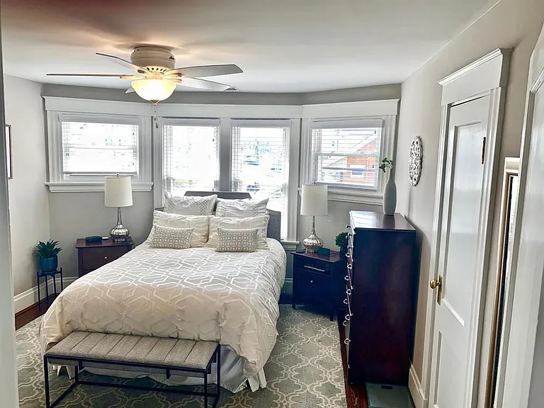 2518 Shanmoor Ave — Photo 14