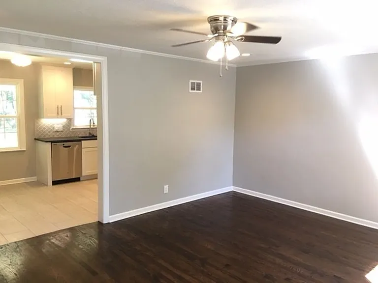 8410 Summit St — Photo 12
