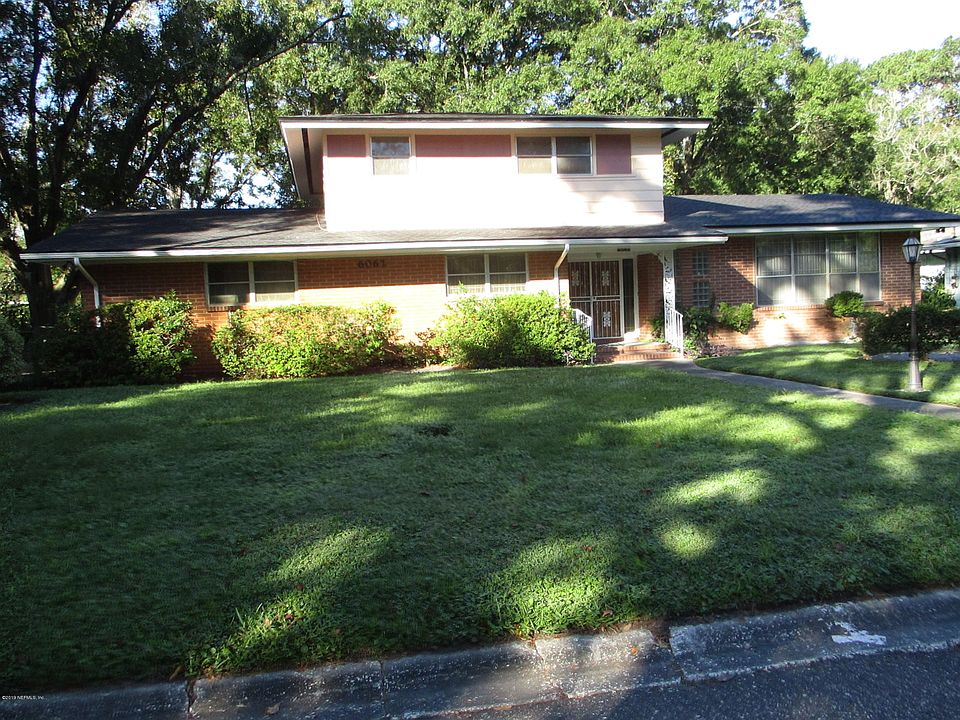 2nd image of 6062 Ribault Rd