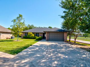 700 Park Pl, Whitesboro, TX 76273