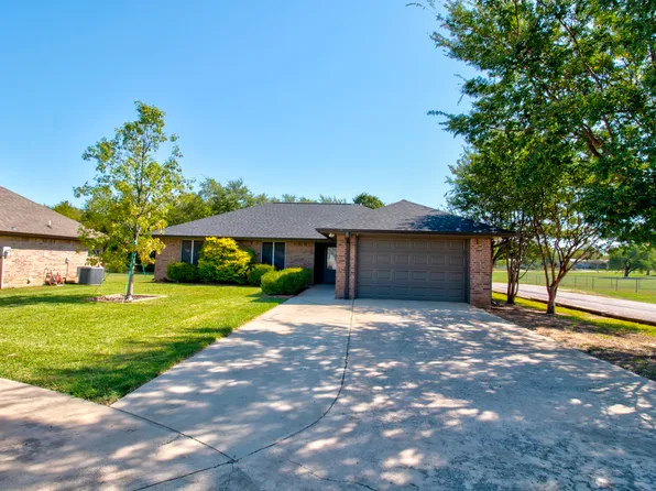 700 Park Pl, Whitesboro, TX 76273