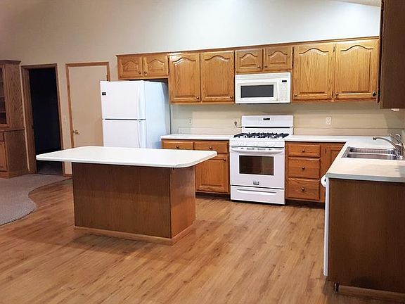 2nd image of 138 Terrace Dr
